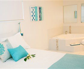 Barooga On Pier - Accommodation Port Macquarie 0