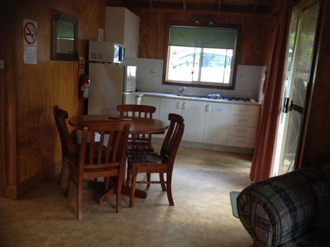 Canobolas Mountain Cabins - Accommodation Port Macquarie 3