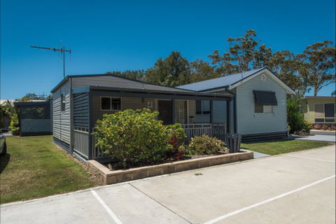 Colonial Holiday Park And Leisure Village - Accommodation Port Macquarie 6