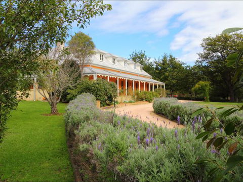 Fitzroy Inn Historic Retreat - Accommodation Port Macquarie 1