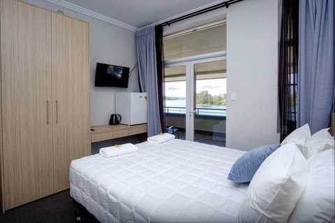 Lakes And Ocean Hotel - Accommodation Port Macquarie 3