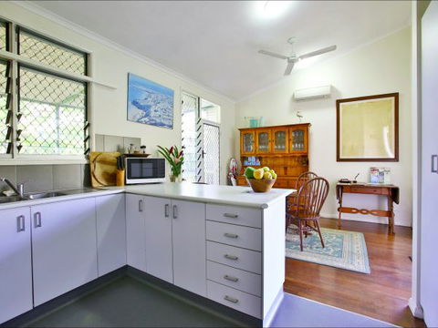 Litchfield Tropical Retreat - Accommodation Port Macquarie 3
