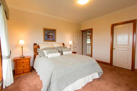Stay Bathurst - Accommodation Port Macquarie 4