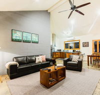 Alpine Edge Accommodation - Accommodation Port Macquarie