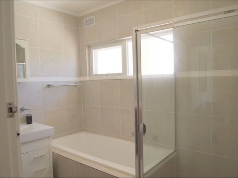 Christies Cottage For Holidays And Relocations. - Accommodation Port Macquarie 7