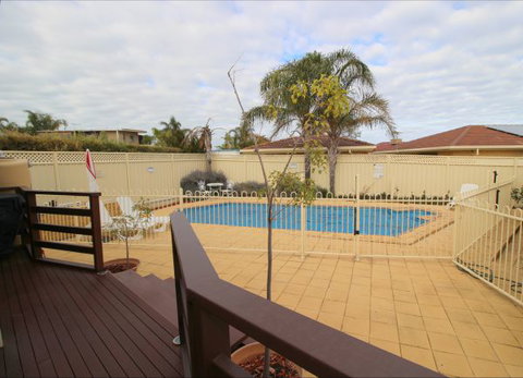 Christies Cottage For Holidays And Relocations. - Accommodation Port Macquarie 21