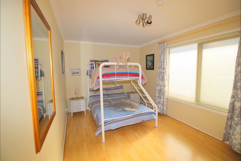 Christies Cottage For Holidays And Relocations. - Accommodation Port Macquarie 26