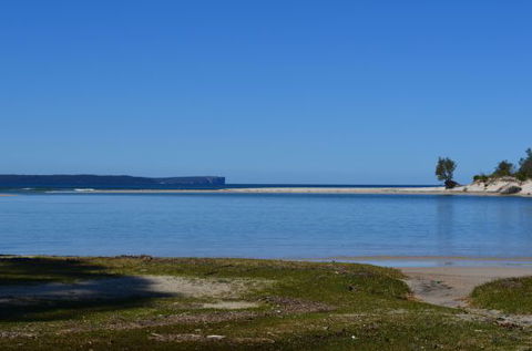 Claudis Beach Retreat Unit One - Accommodation Port Macquarie 0