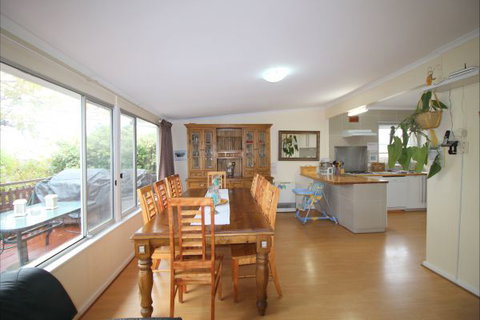 Christies Cottage For Holidays And Relocations. - Accommodation Port Macquarie 12