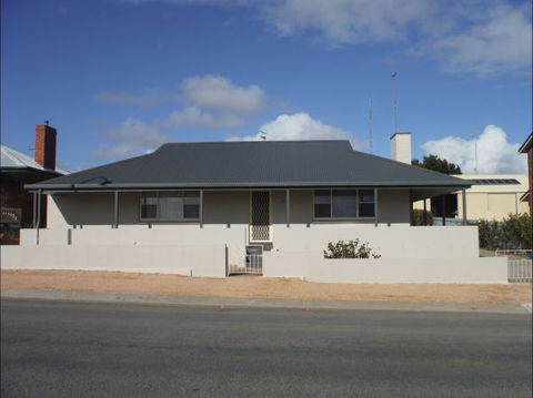 Jetty Views - Accommodation Port Macquarie 0