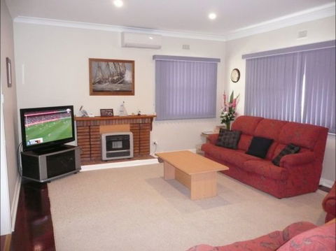 Jetty Views - Accommodation Port Macquarie 2