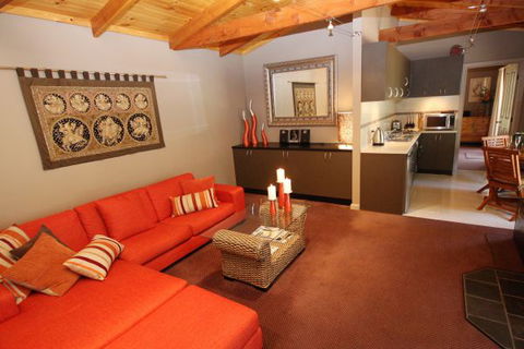 Mirkwood Forest Self-Contained Spa Cottages - Accommodation Port Macquarie 2