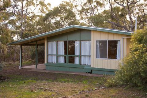 Alligator Lodge - Mount Remarkable National Park - Accommodation Port Macquarie 3