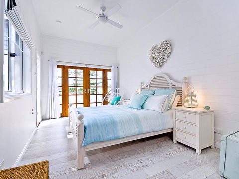 Driftwood Beach House - Accommodation Port Macquarie 5