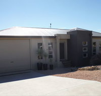 Four Seas - Accommodation Port Macquarie