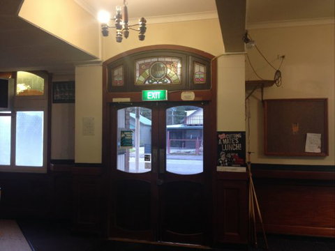 Cecil Hotel Zeehan - Accommodation Port Macquarie 3