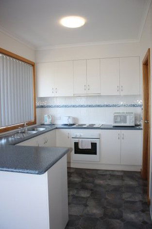 Robe Dolphin Court Apartments - Accommodation Port Macquarie 1