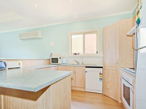 Century 21 SouthCoast: Seaborne Breeze - Accommodation Port Macquarie 1