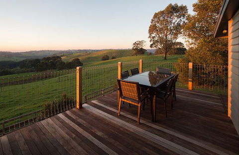 Halcyon Cottage Retreat - Self Contained Accommodation - Accommodation Port Macquarie 5