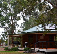 Friends at McLaren Vale - Accommodation Port Macquarie