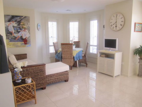 Couples Retreat - Accommodation Port Macquarie 2