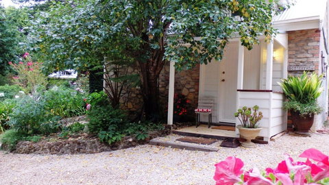 Harcourt Elms Bed And Breakfast - Accommodation Port Macquarie 0