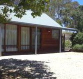 Cherry Farm Cottage - Accommodation Port Macquarie
