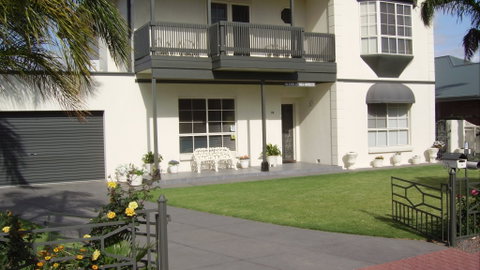 Glenelg Sea-Breeze B&B - Accommodation Port Macquarie 0