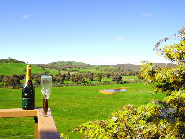 Winton VIC Accommodation Port Macquarie