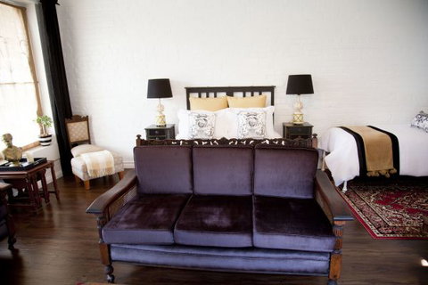 Chiltern Cottage And Indigo Suite - Accommodation Port Macquarie 5