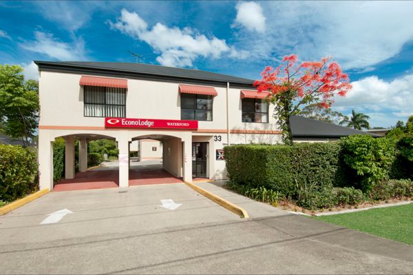 Waterford West QLD Accommodation Port Macquarie
