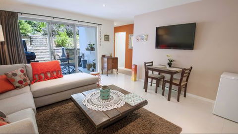 Lake View Elizabeth Beach - Accommodation Port Macquarie 0