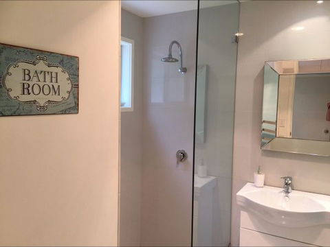 Lake View Elizabeth Beach - Accommodation Port Macquarie 8