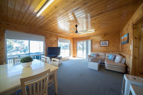 Mundic Waterfront Cottages - Accommodation Port Macquarie 6
