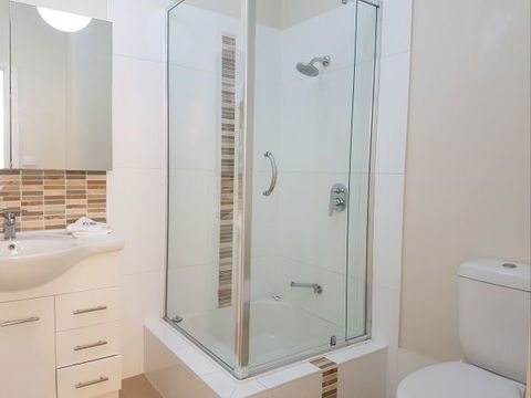 Newcastle Terraces And Apartments - NBC Apartments - Accommodation Port Macquarie 3