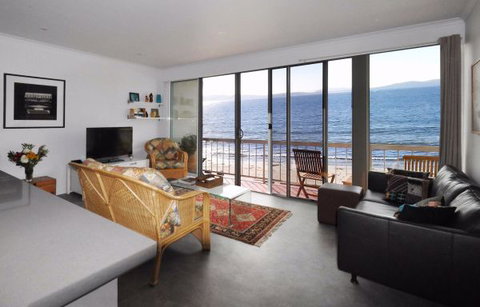 Rivermouth On Kingston Beach - Accommodation Port Macquarie 0