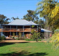 Riverwood Retreat - Accommodation Port Macquarie