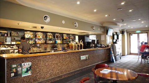 Royal Hotel Ryde - Accommodation Port Macquarie 2