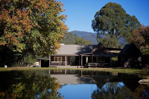Stockyard Creek - Accommodation Port Macquarie 0