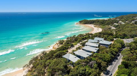 Stradbroke Island Beach Hotel | Spa Resort - Accommodation Port Macquarie 1