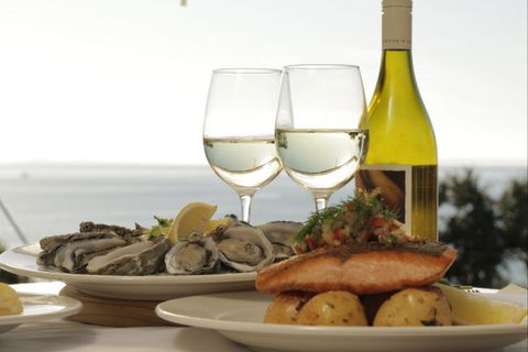Stradbroke Island Beach Hotel | Spa Resort - Accommodation Port Macquarie 2