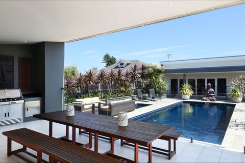 Sundara Beach House - Accommodation Port Macquarie 0