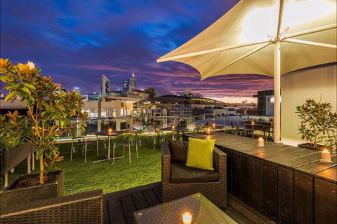 The Nest On Newcastle - Accommodation Port Macquarie 0