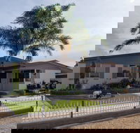 Chrissie's Palace - Accommodation Port Macquarie