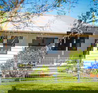 Dell-Lee Cottage - Accommodation Port Macquarie