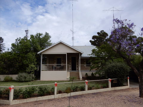 Dot's House - Accommodation Port Macquarie 0