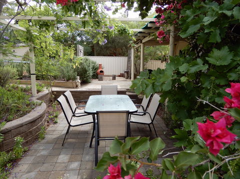 Dot's House - Accommodation Port Macquarie 5