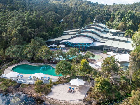 Kingfisher Bay Resort - Accommodation Port Macquarie 0
