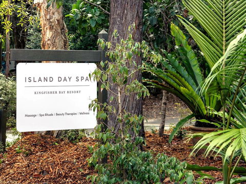 Kingfisher Bay Resort - Accommodation Port Macquarie 8