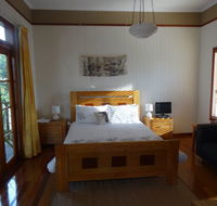 Le Piaf on Treasure Bed and Breakfast - Accommodation Port Macquarie